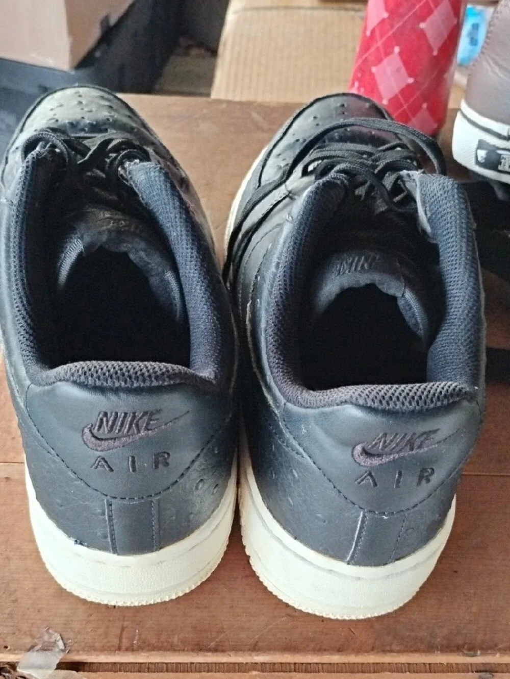 Nike Men’s Black Leather Low-Top Sneakers with Off-White Soles